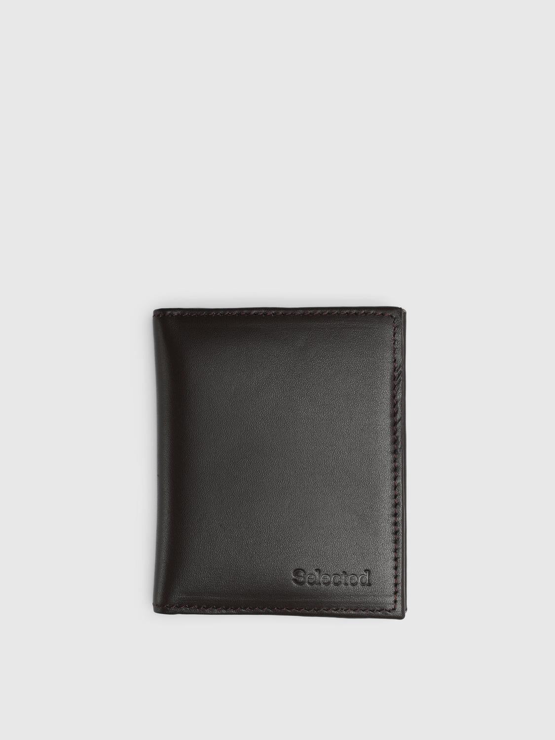 pack_shot-back
